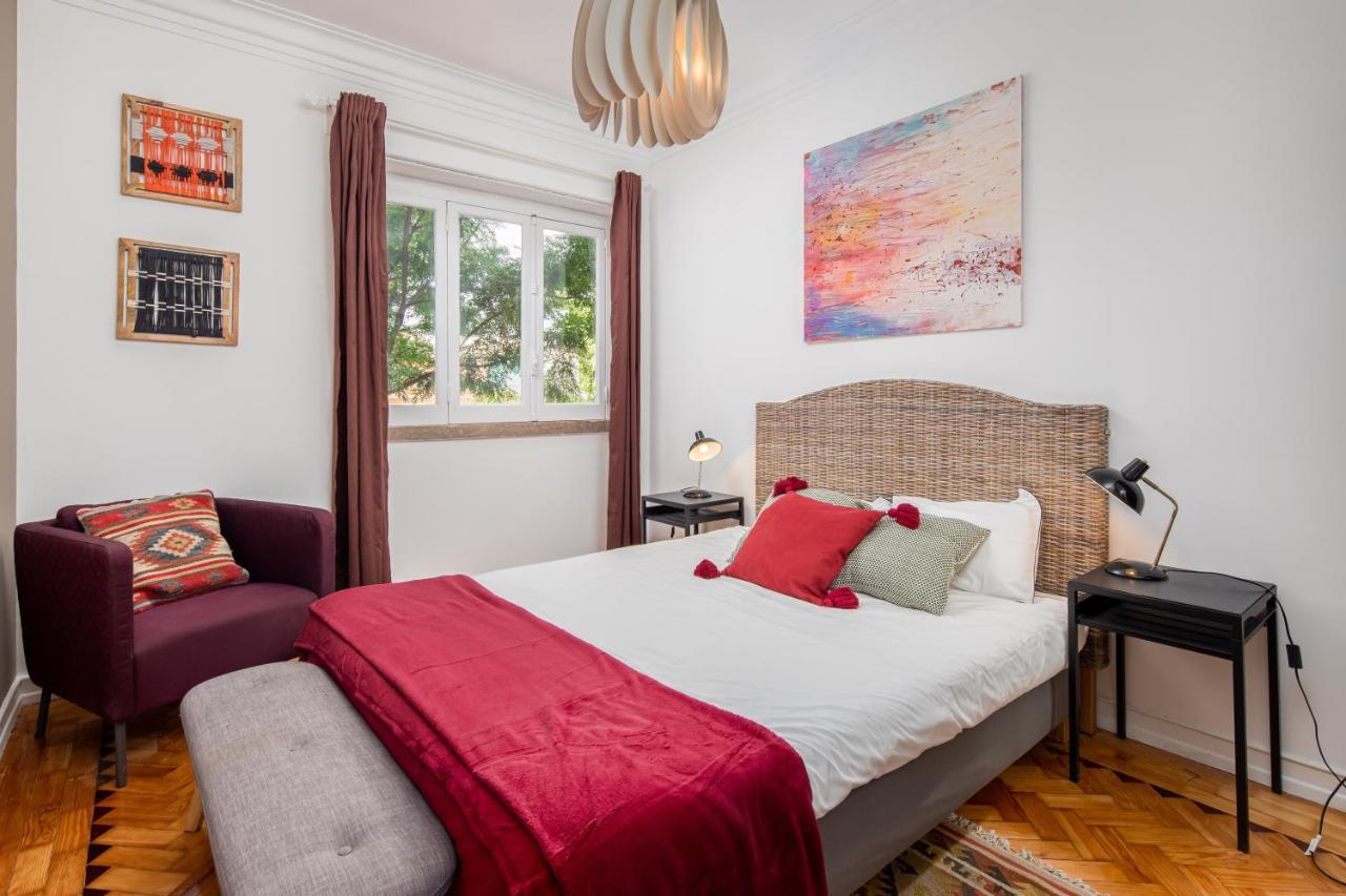 Classy 4bdr W/ Balcony By Lovelystay Apartment Lisbon