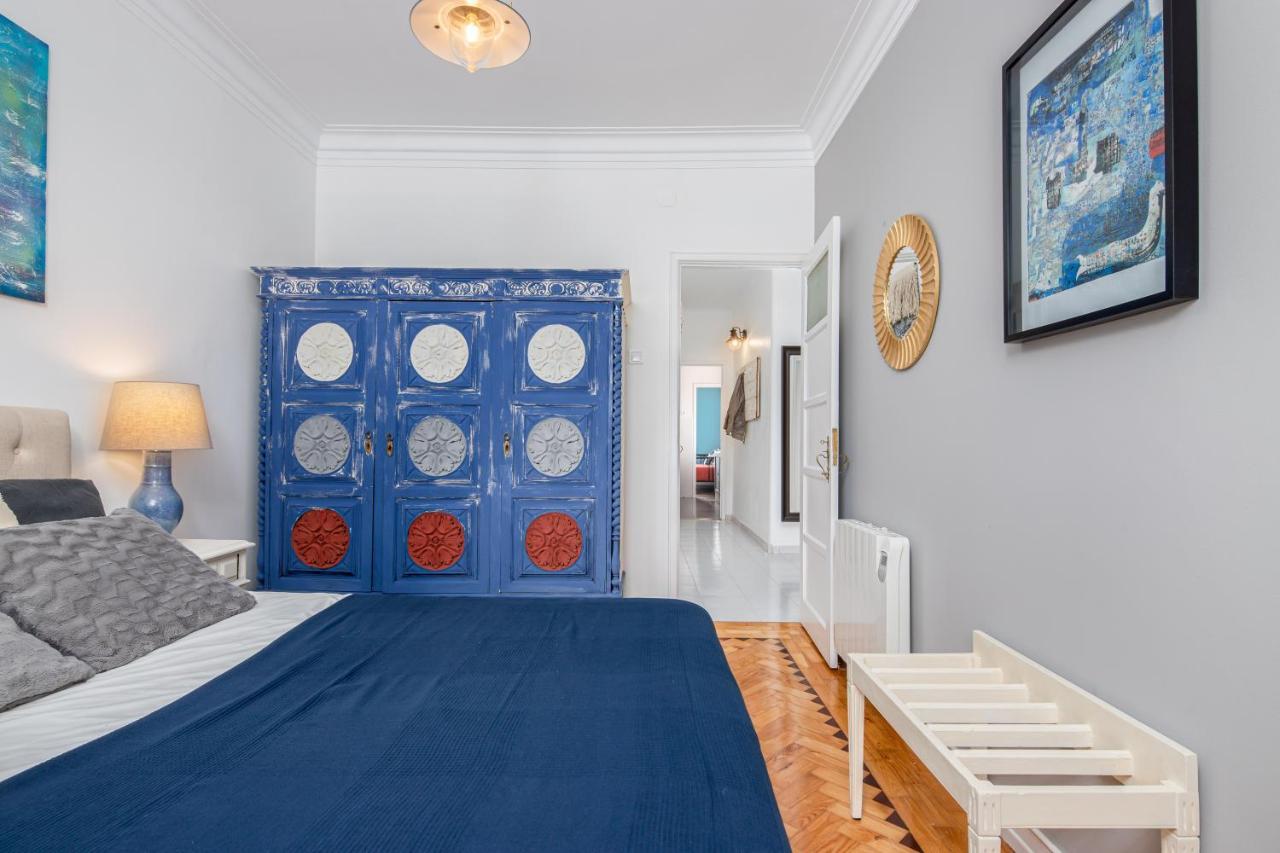 Classy 4bdr W/ Balcony By Lovelystay * Lisbon