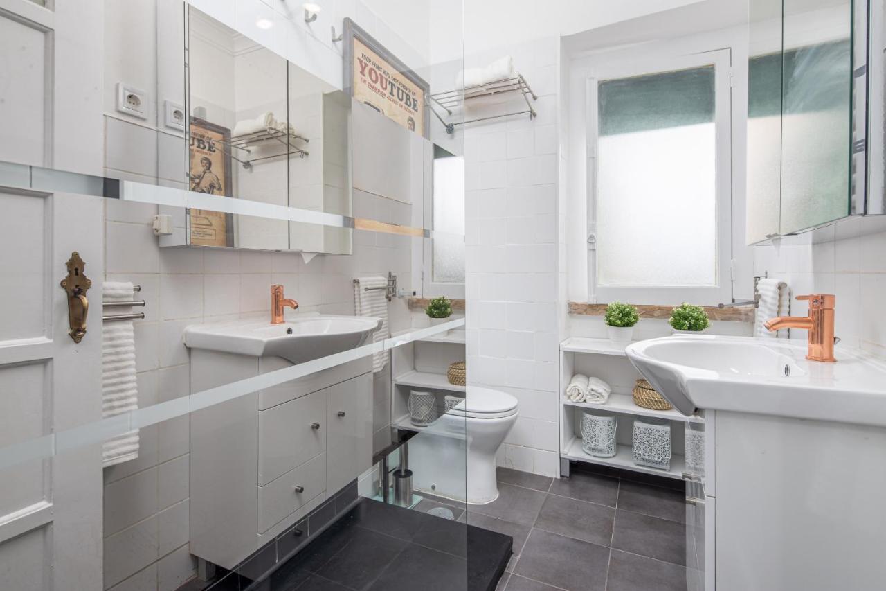 Classy 4bdr W/ Balcony By Lovelystay Lisbon